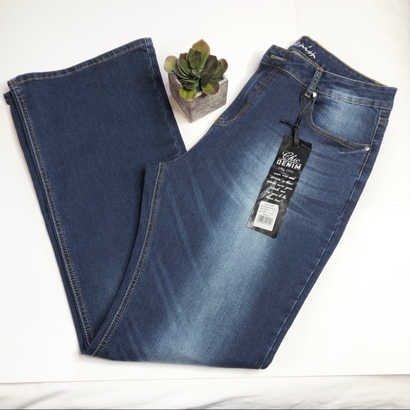 City Chic Denim - NWT city chic bootleg jeans